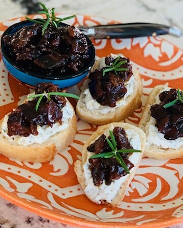Bacon Jam Crostini
