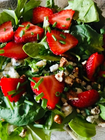 Strawberry Spinach Salad